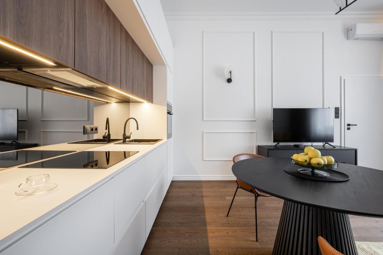Sky Way Apartment Boedapest Buitenkant foto