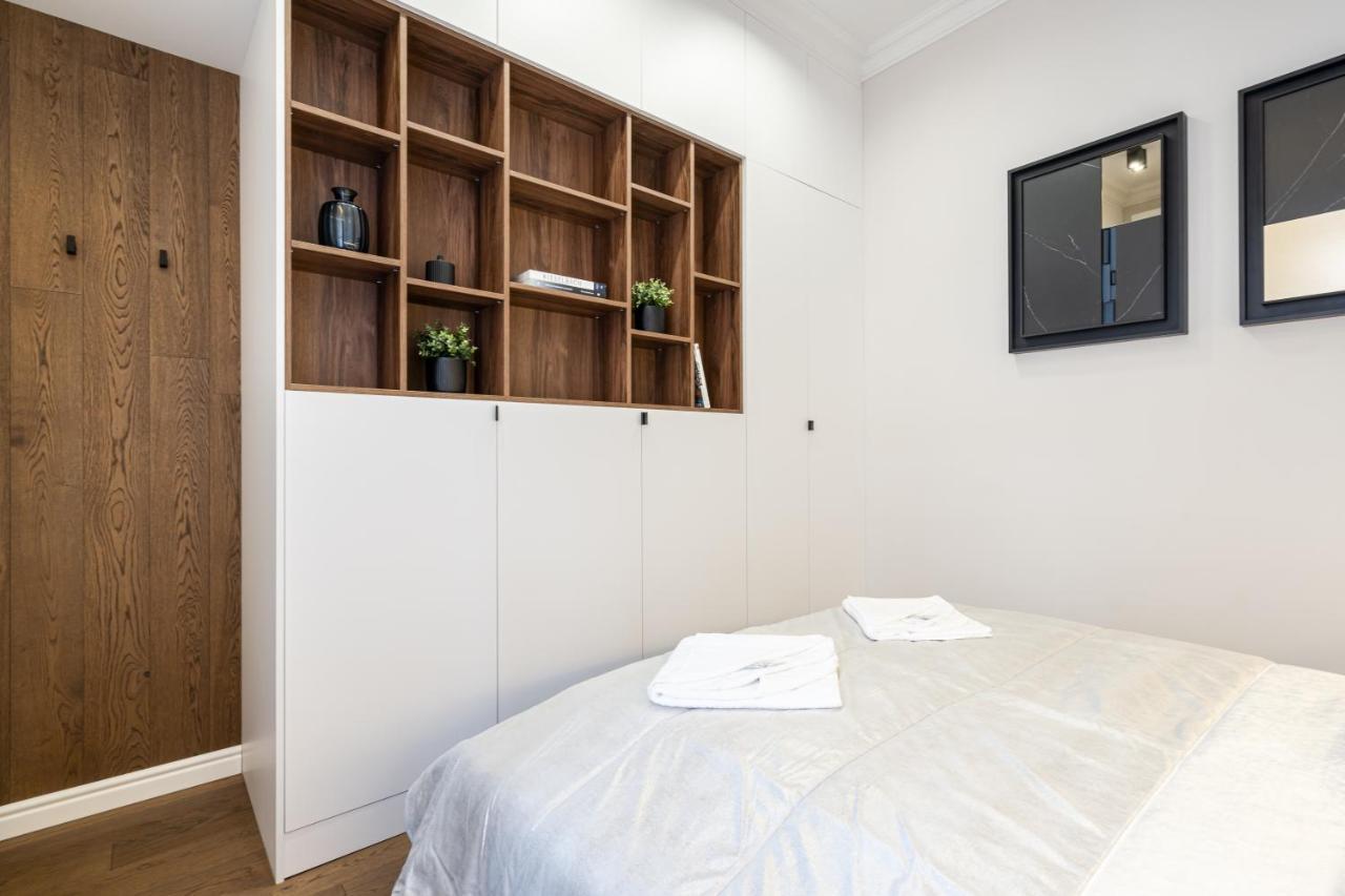 Sky Way Apartment Boedapest Buitenkant foto